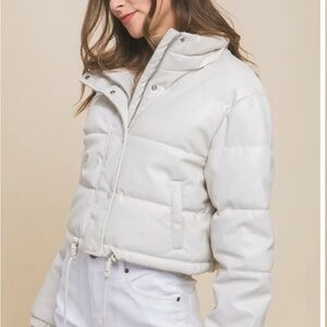 NWT Lovetree Cropped Leather Puffer in Cream size Small